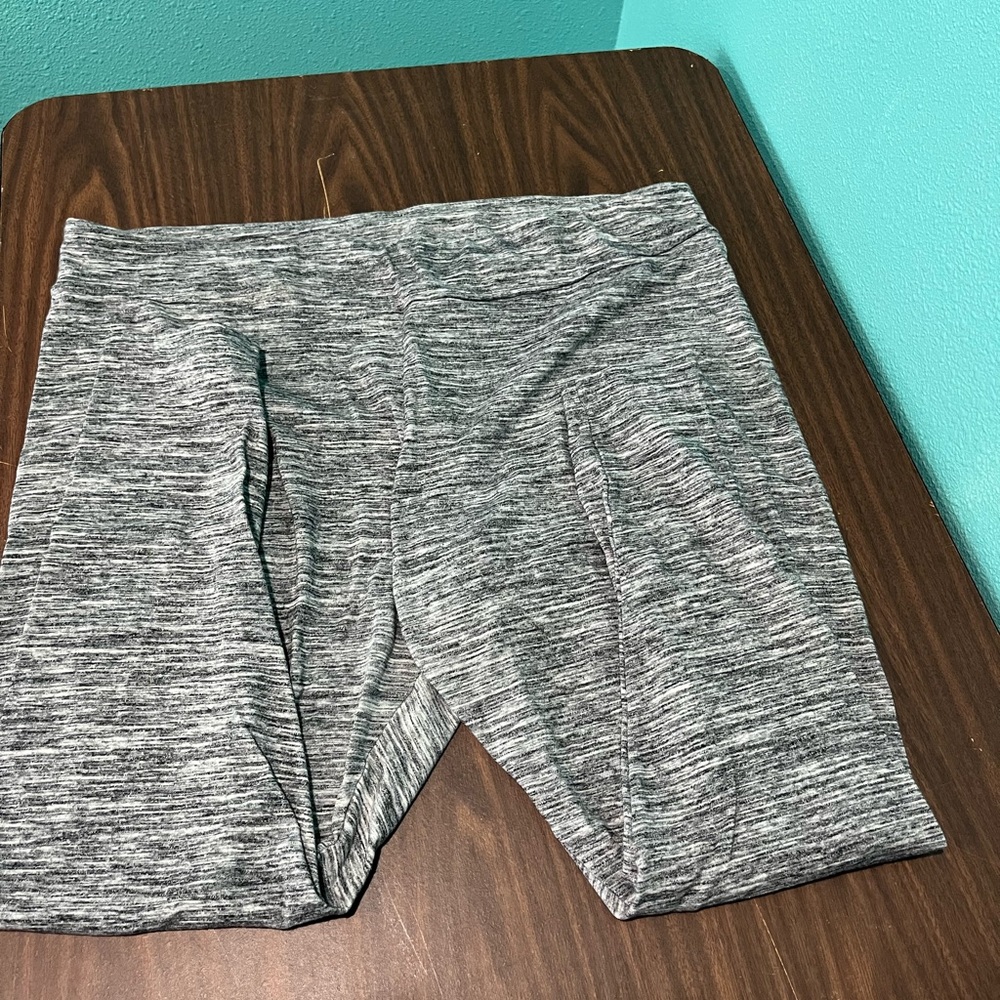 Time and Tru 2XL leggings